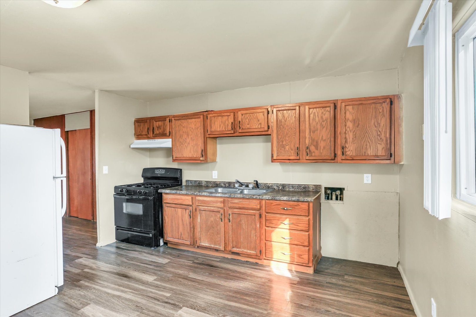 704 S Scottswood Drive Property Photo 10