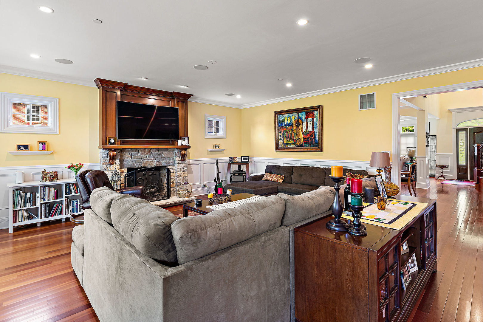 1110 S Washington Avenue Property Photo 9