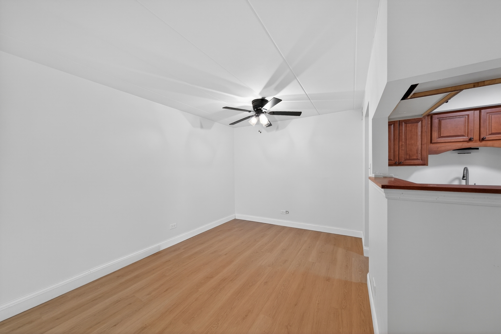3235 S Manor Drive 104 Property Photo 14