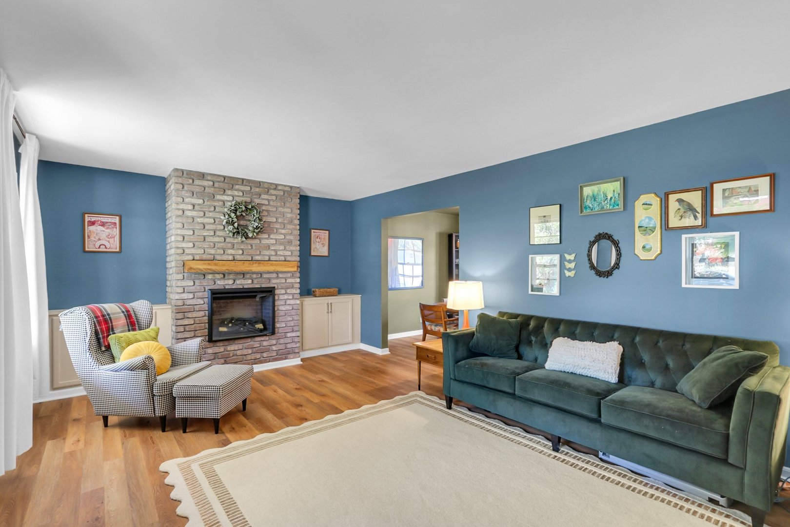 705 E Mchenry Street Property Photo 7