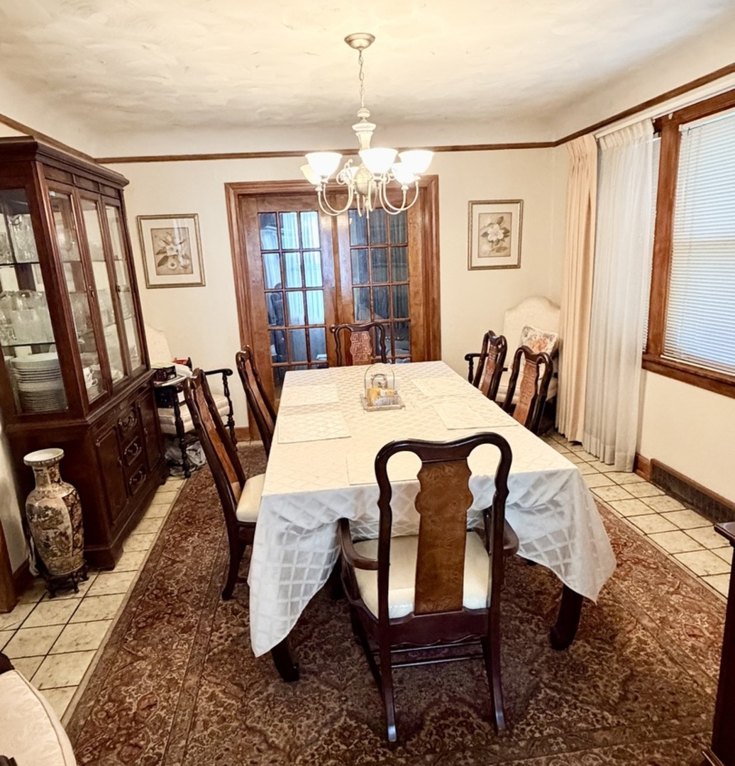 8149 S Vernon Avenue Property Photo 3