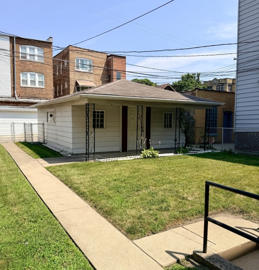8149 S Vernon Avenue Property Photo 22