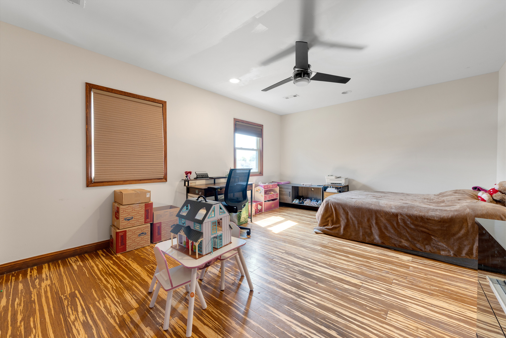 7417 S Sangamon Street Property Photo 15
