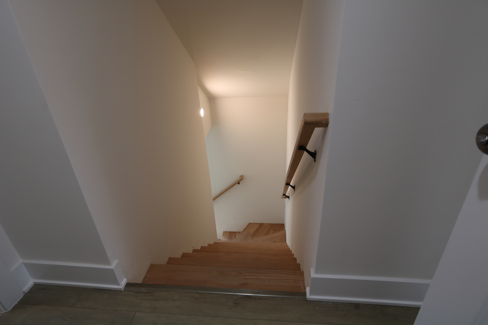 8014 S Yates Boulevard Property Photo 12