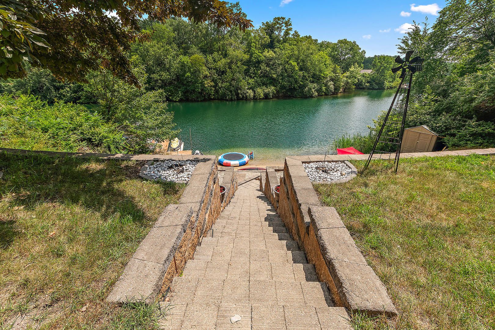 5205 Deerfield Drive Property Photo 17