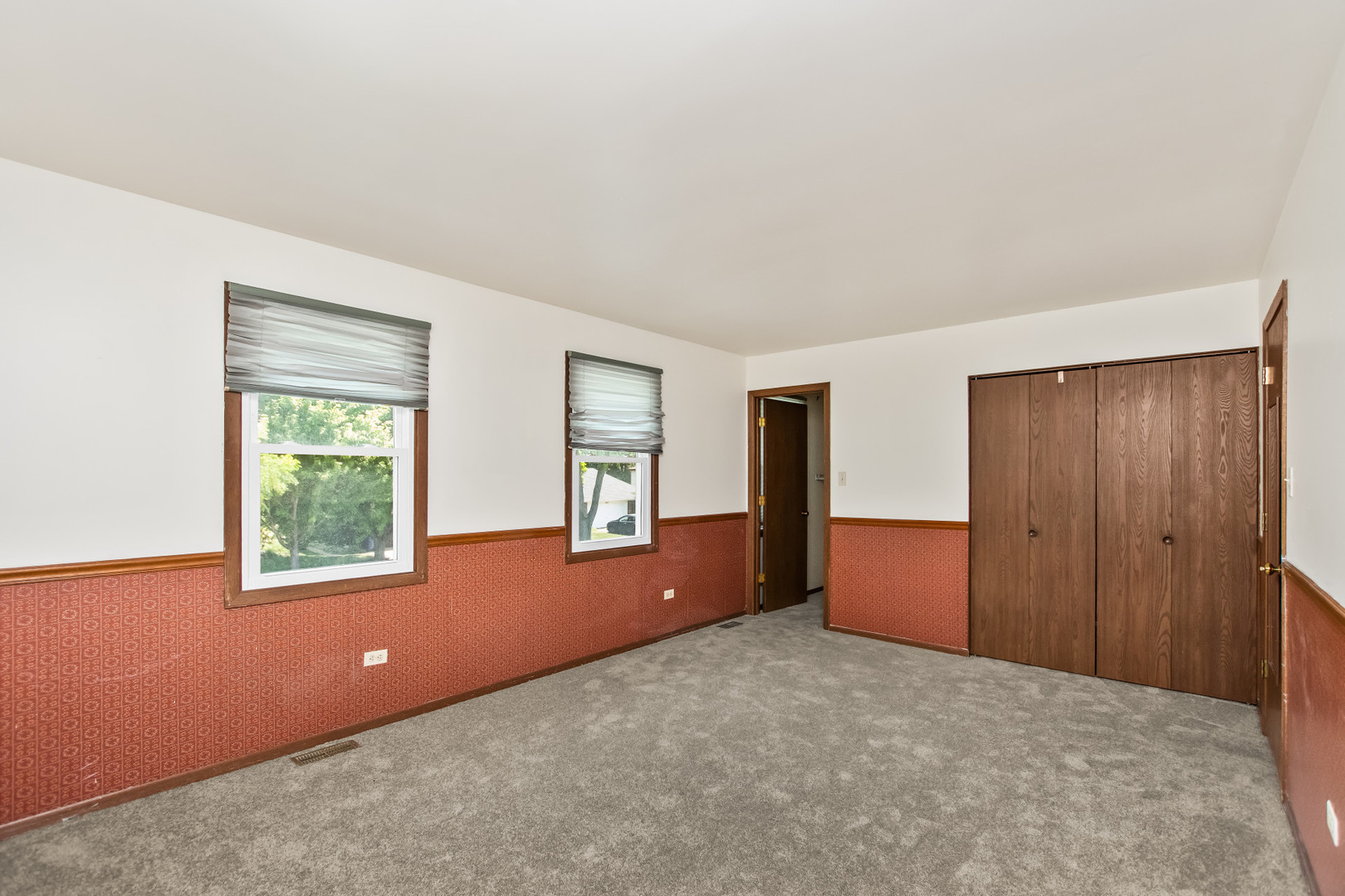 18604 Carpenter Street Property Photo 14