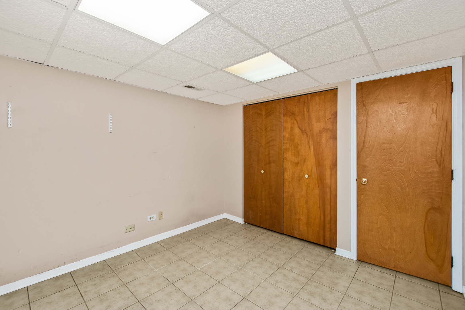 18604 Carpenter Street Property Photo 20