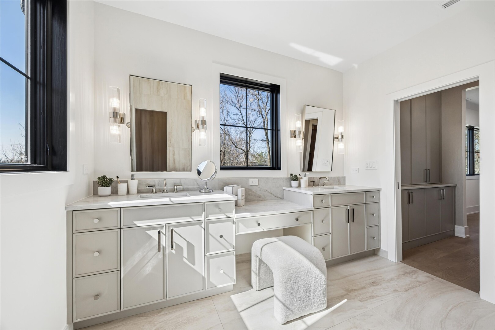 138 N Prospect Avenue Property Photo 19