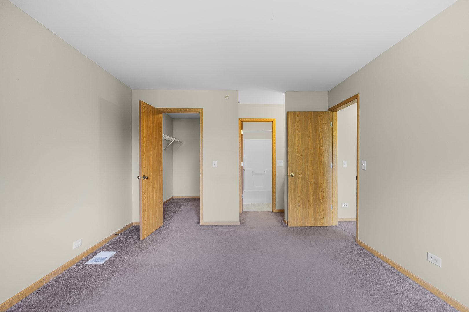 727 Elm Lane 308 Property Photo 10