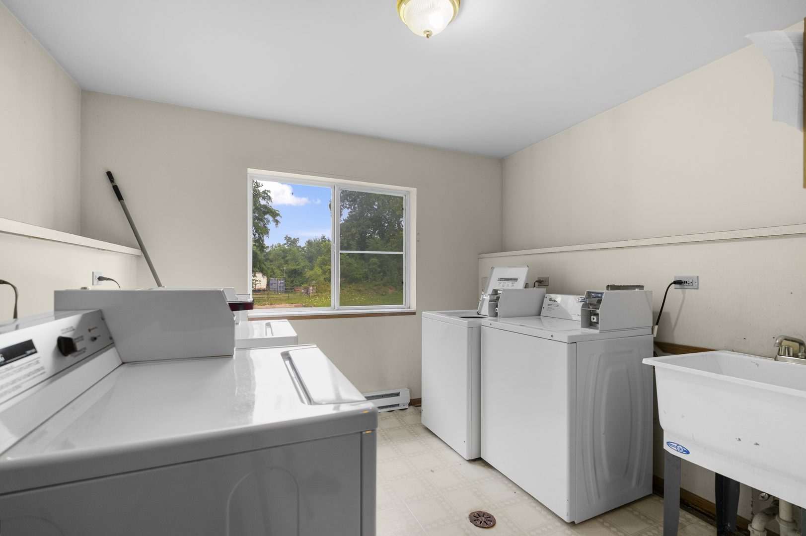 727 Elm Lane 308 Property Photo 13
