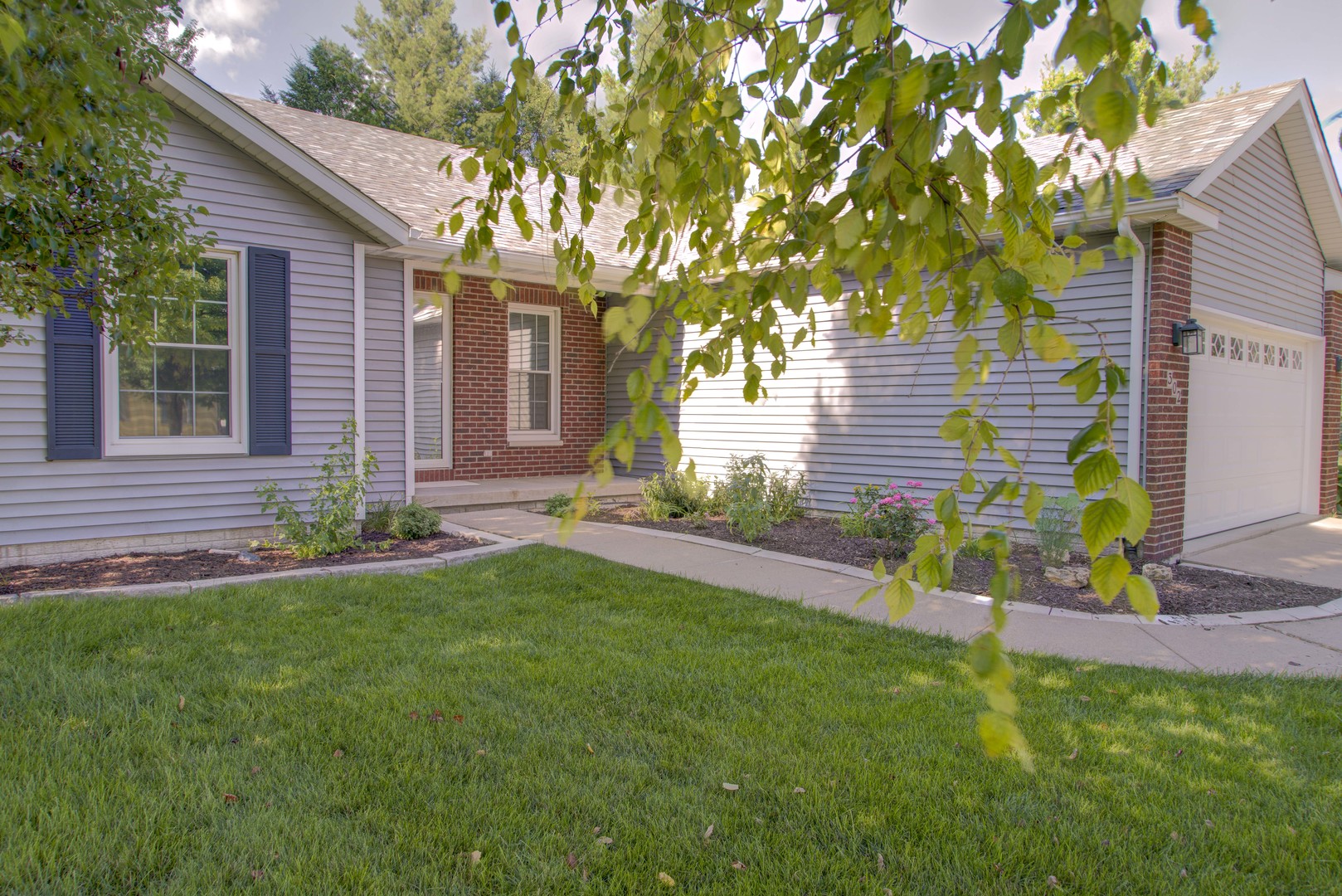 302 Pinehurst Drive Property Photo 6