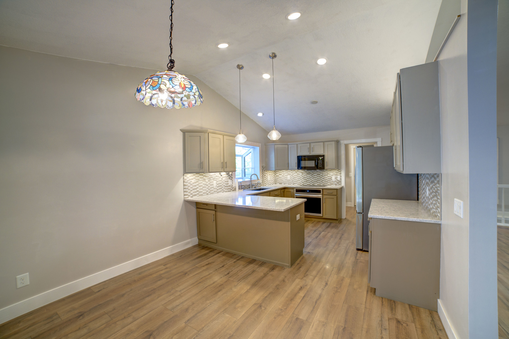 302 Pinehurst Drive Property Photo 12
