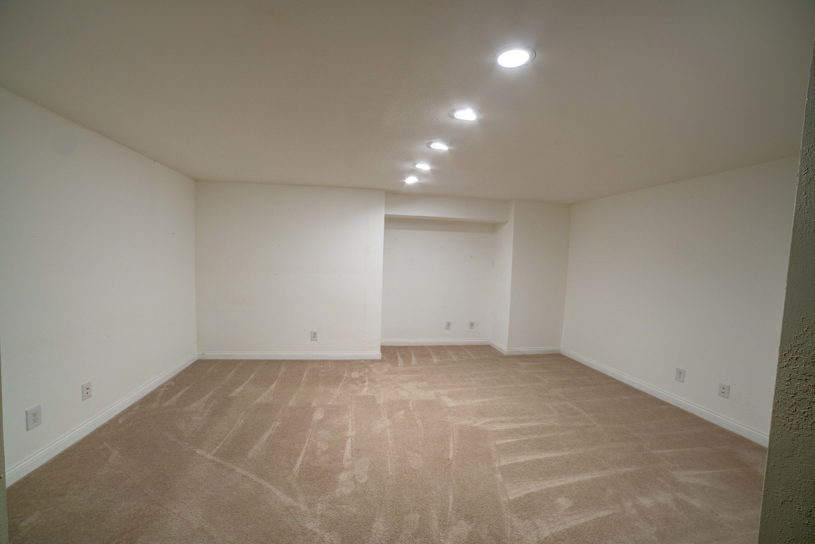 302 Pinehurst Drive Property Photo 32