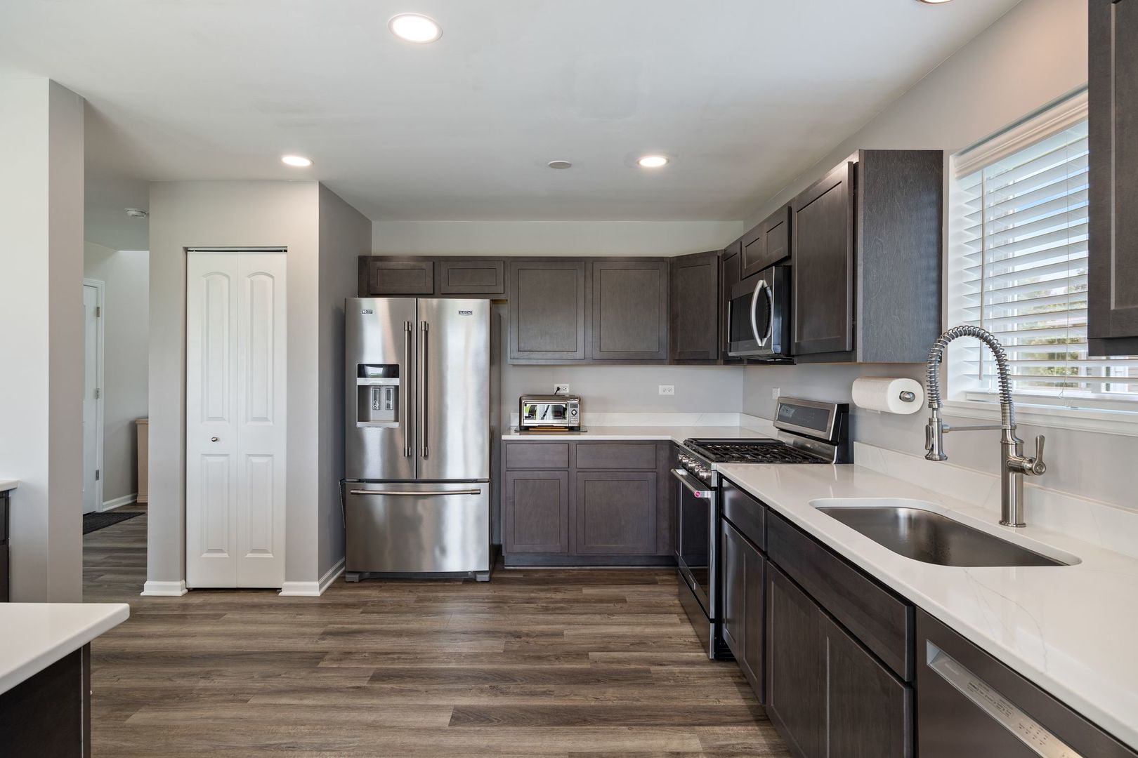 27329 W Deer Hollow Lane Property Photo 13