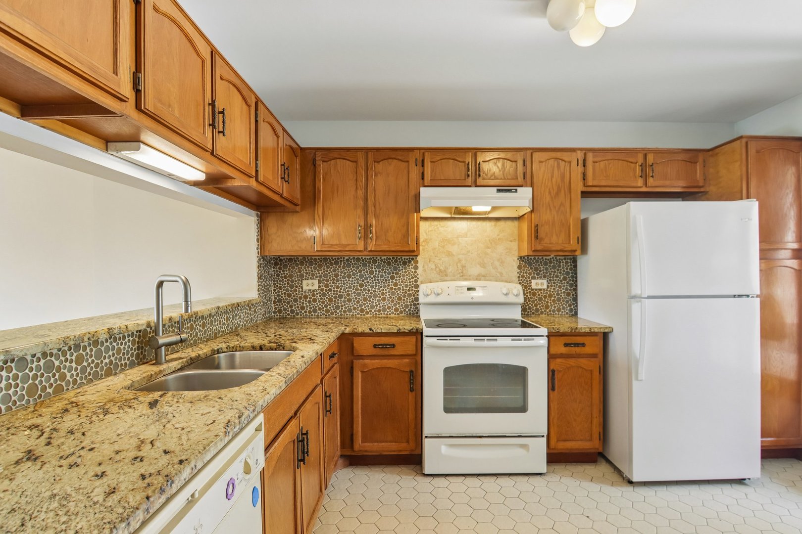 373 Goshawk Lane Property Photo 2