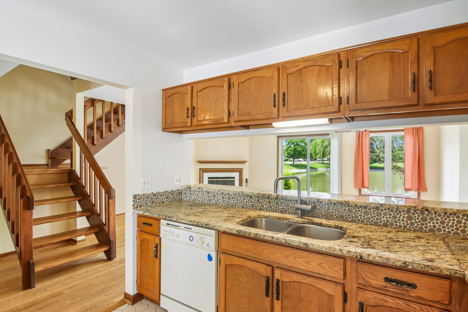 373 Goshawk Lane Property Photo 6