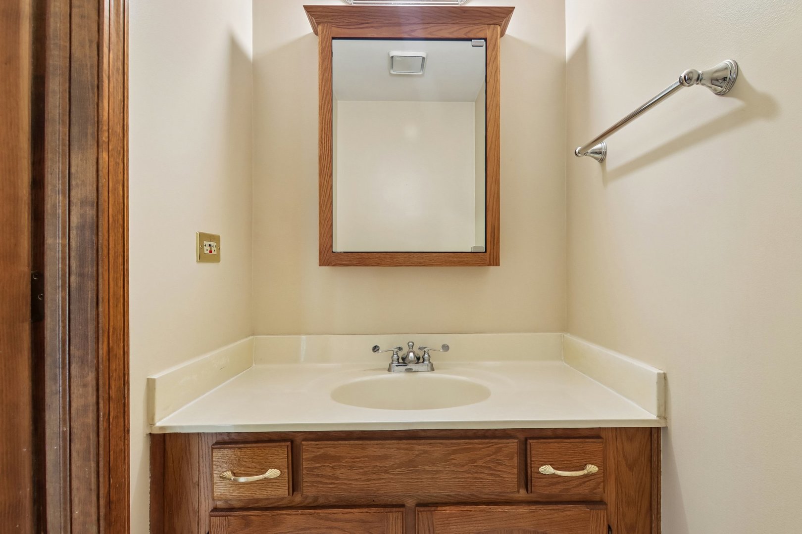 373 Goshawk Lane Property Photo 32