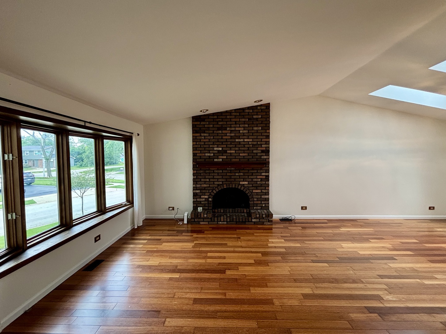 1450 Sturbridge Court Property Photo 6