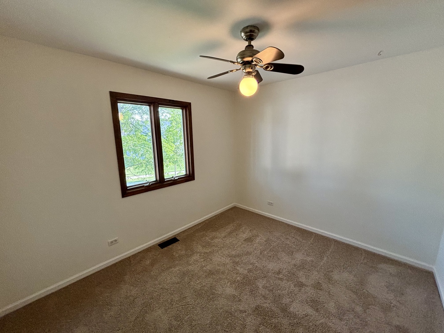 1450 Sturbridge Court Property Photo 25