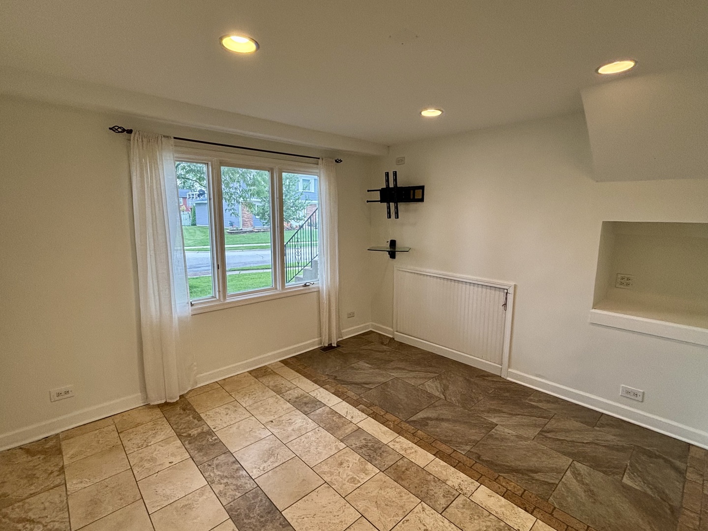 1450 Sturbridge Court Property Photo 29