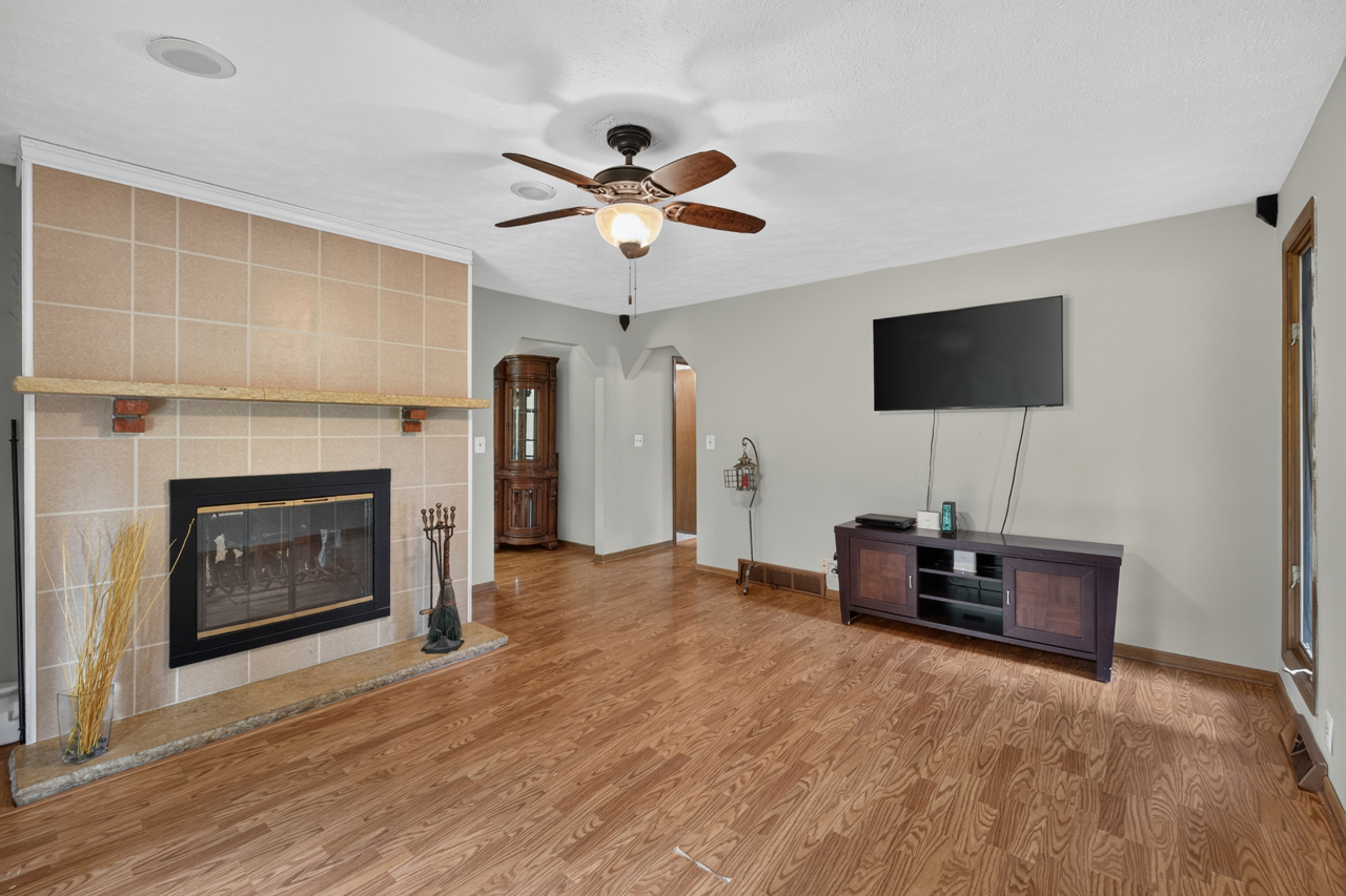 14309 K B Road Property Photo 8