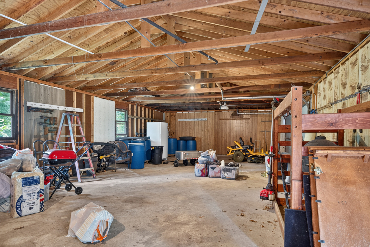 14309 K B Road Property Photo 44