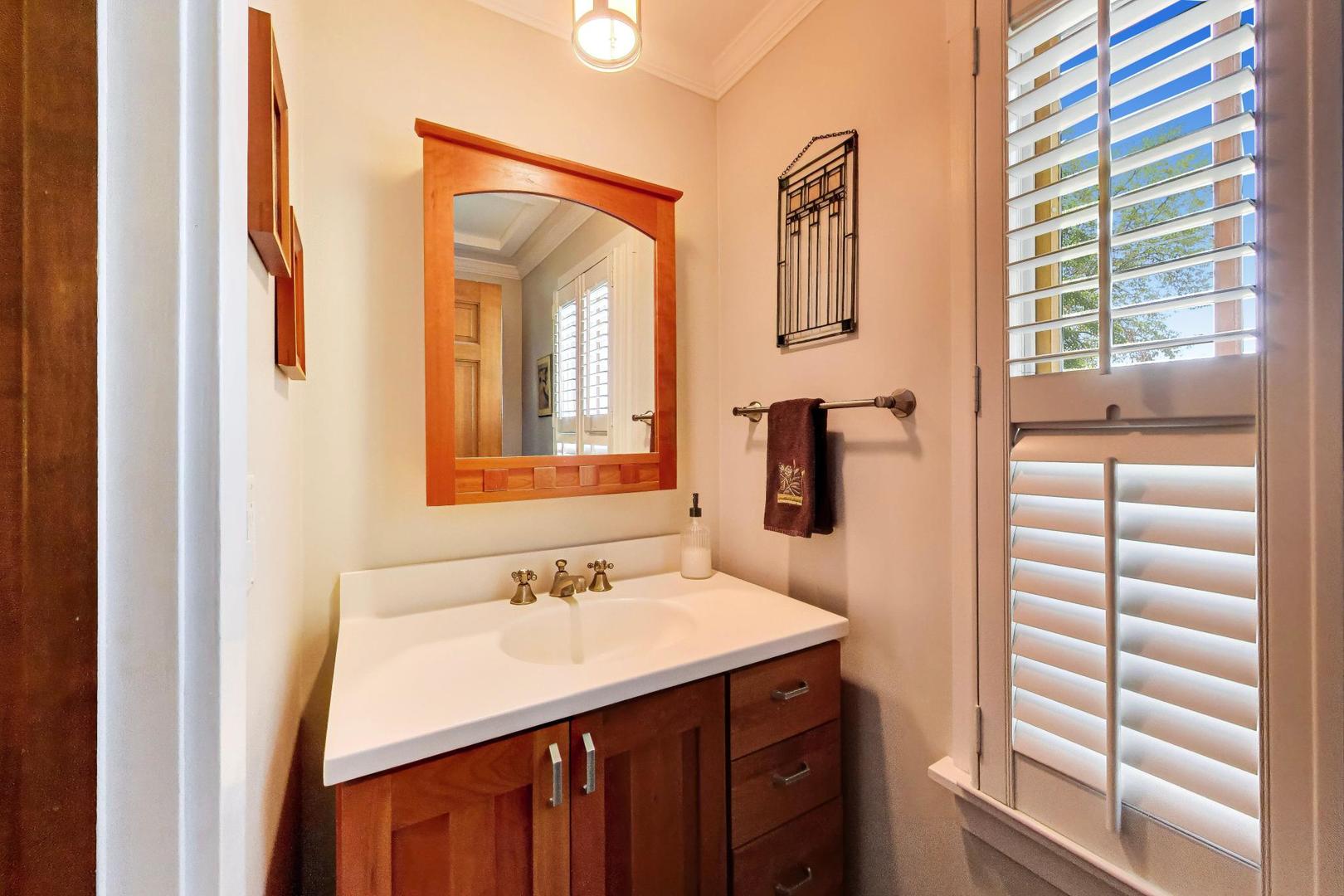 203 N Haddow Avenue Property Photo 15