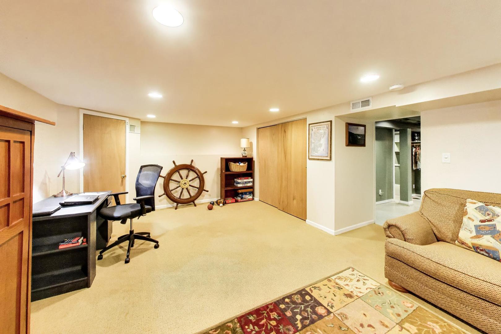 203 N Haddow Avenue Property Photo 25