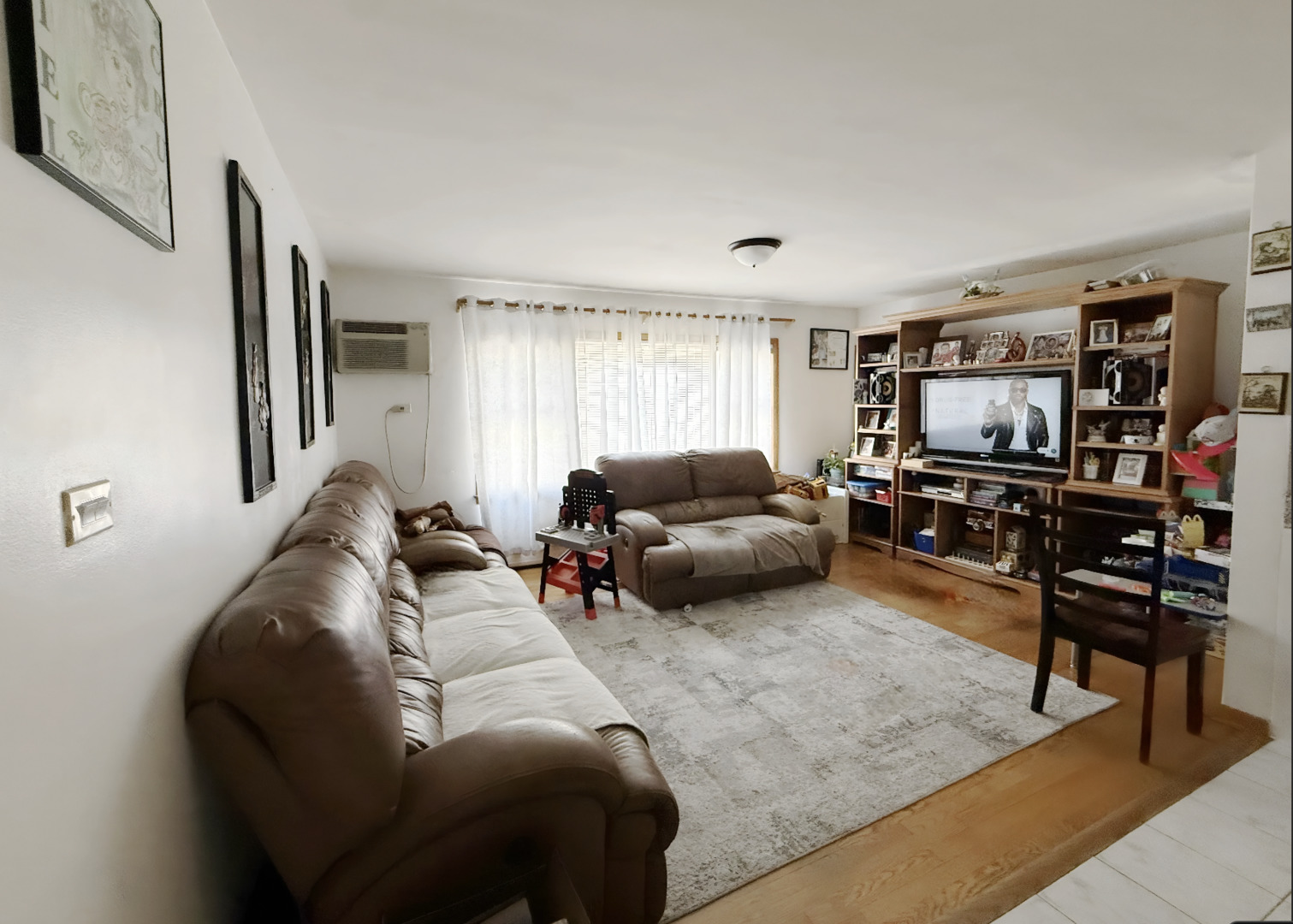 3820 W 47th Street 2se Property Photo 2