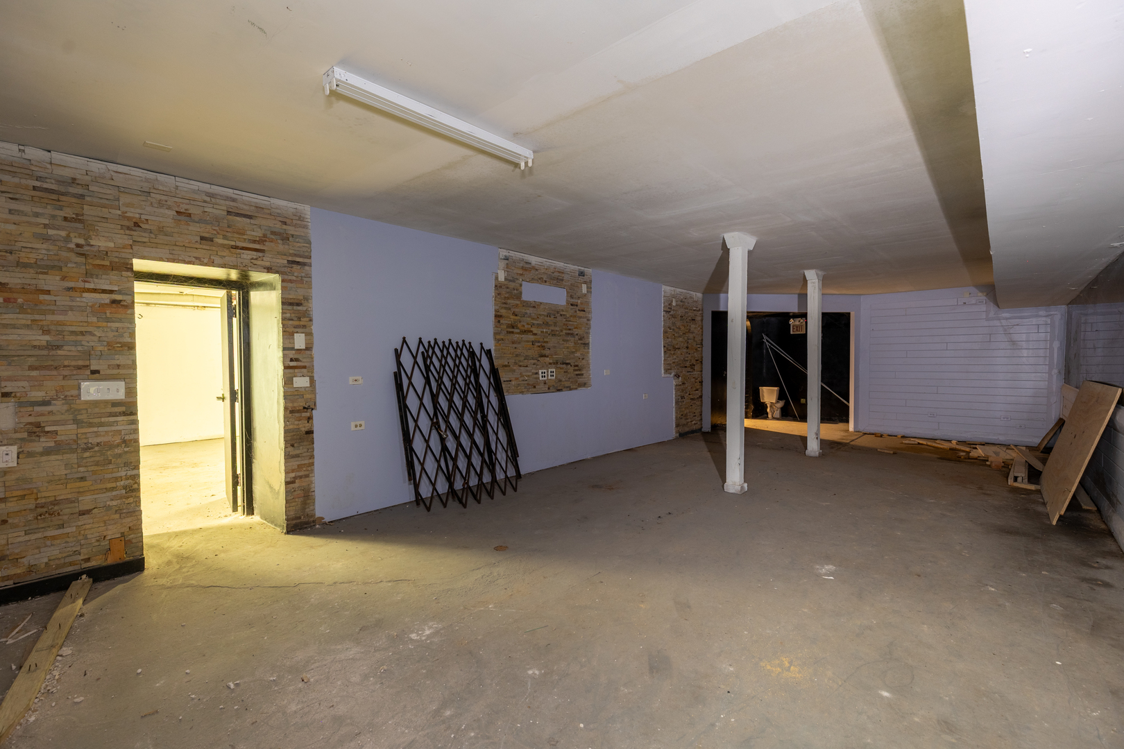 440 N State Street Property Photo 15