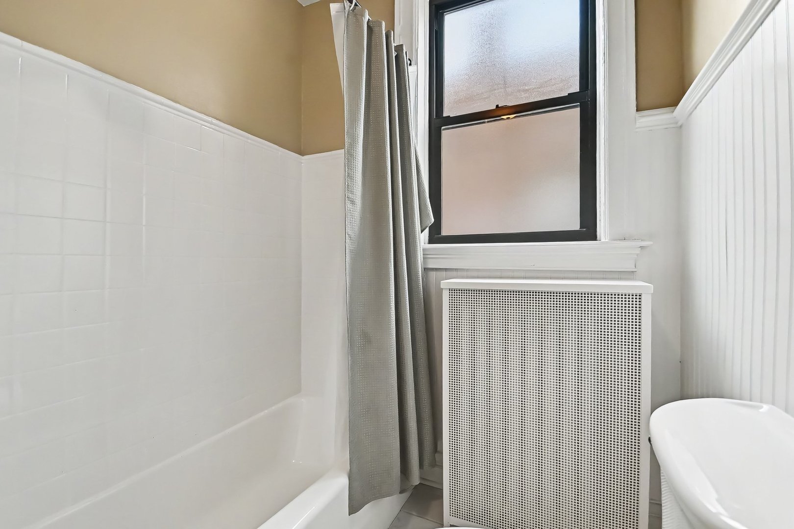 1140 E Hyde Park Boulevard 3d Property Photo 21