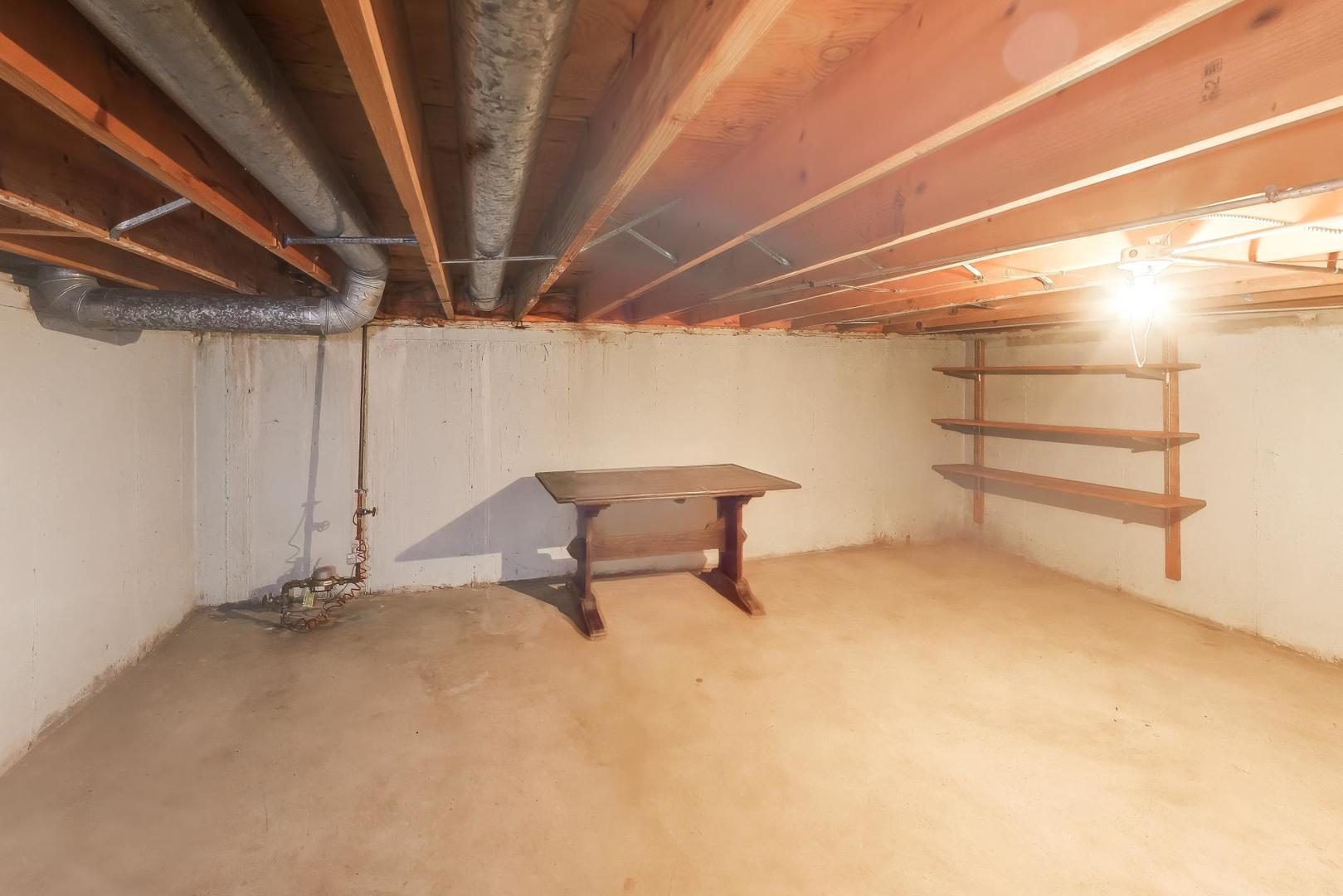 2620 N Phelps Avenue Property Photo 31