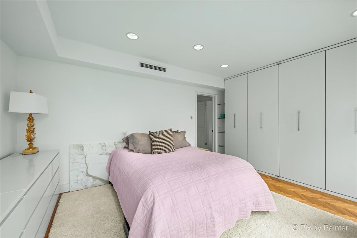 860 N Lake Shore Drive 19l Property Photo 21