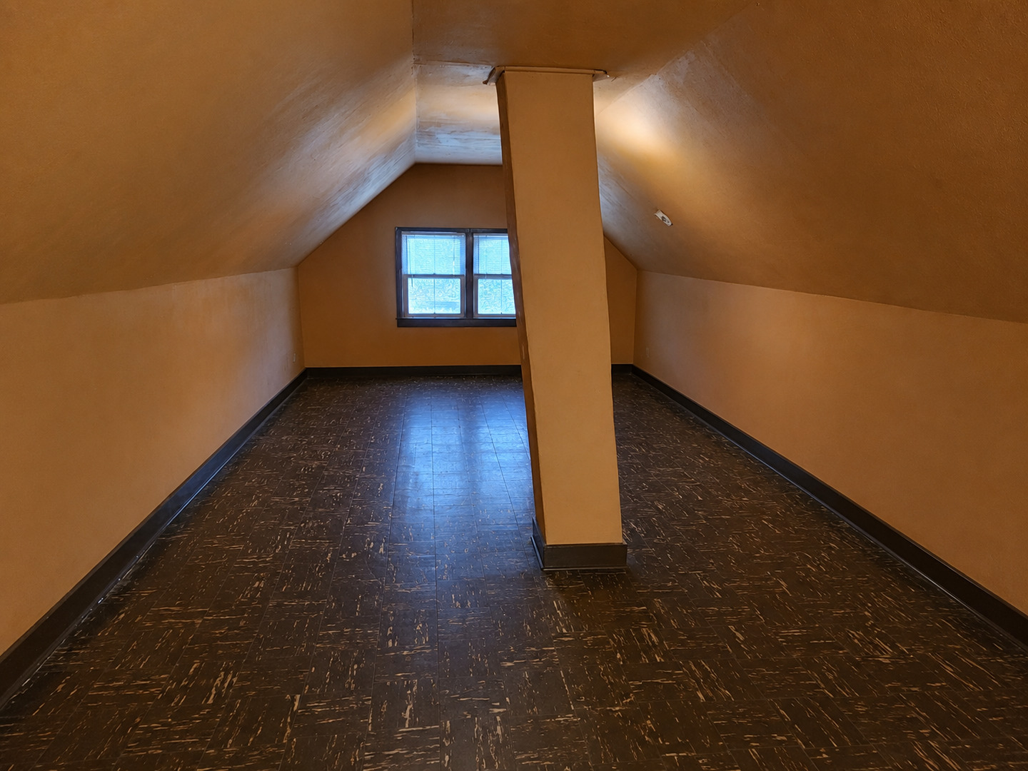 3313 9th Street Property Photo 9