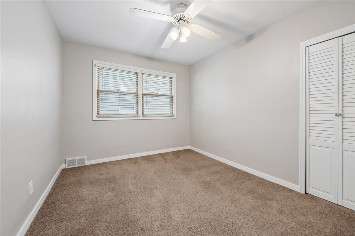 110 W 12th Avenue Property Photo 16
