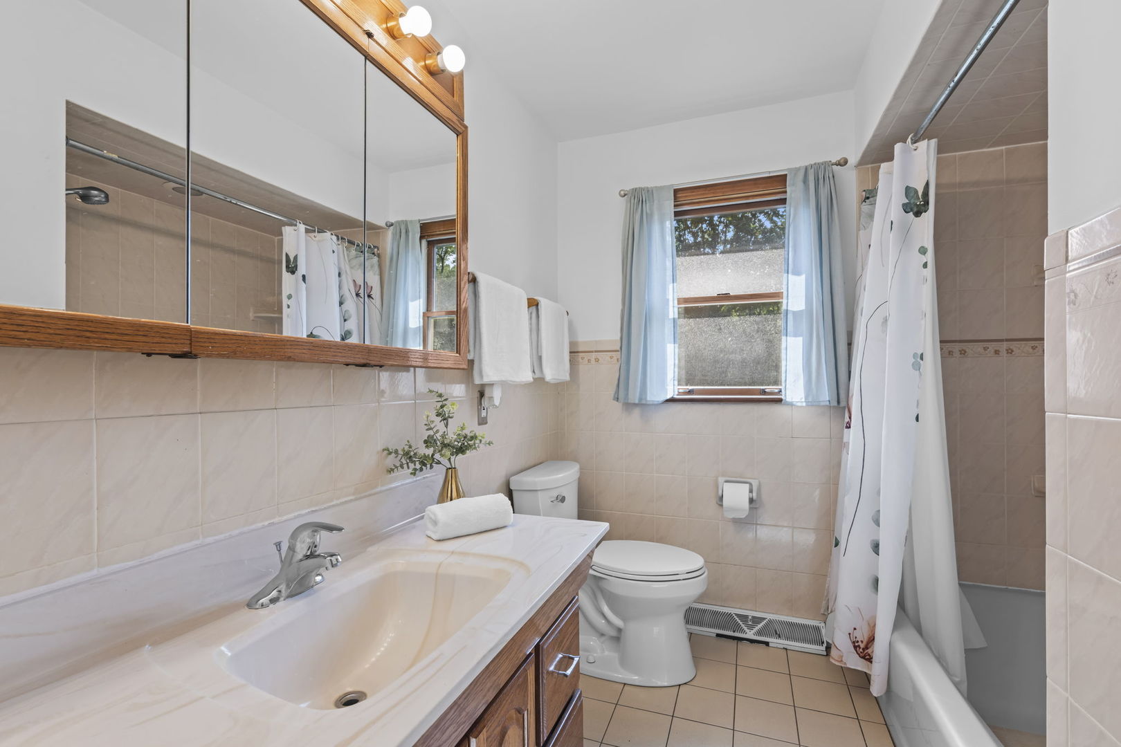6231 Linden Lane Property Photo 14