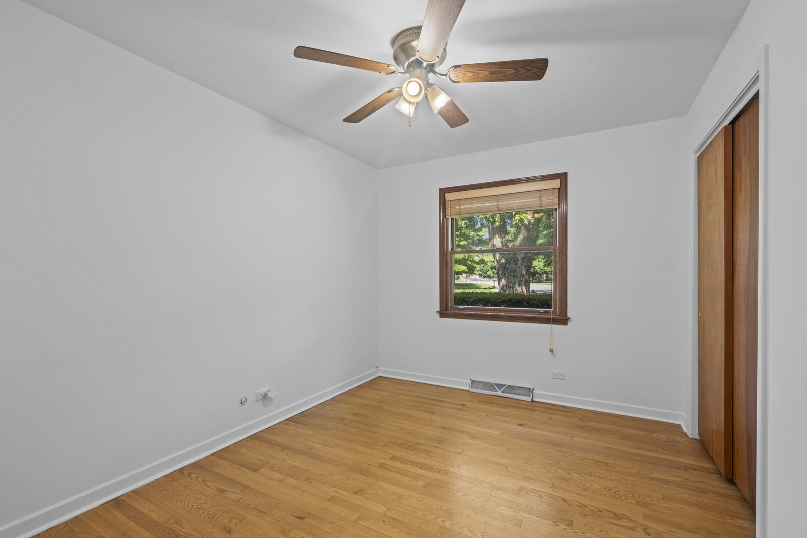 6231 Linden Lane Property Photo 16