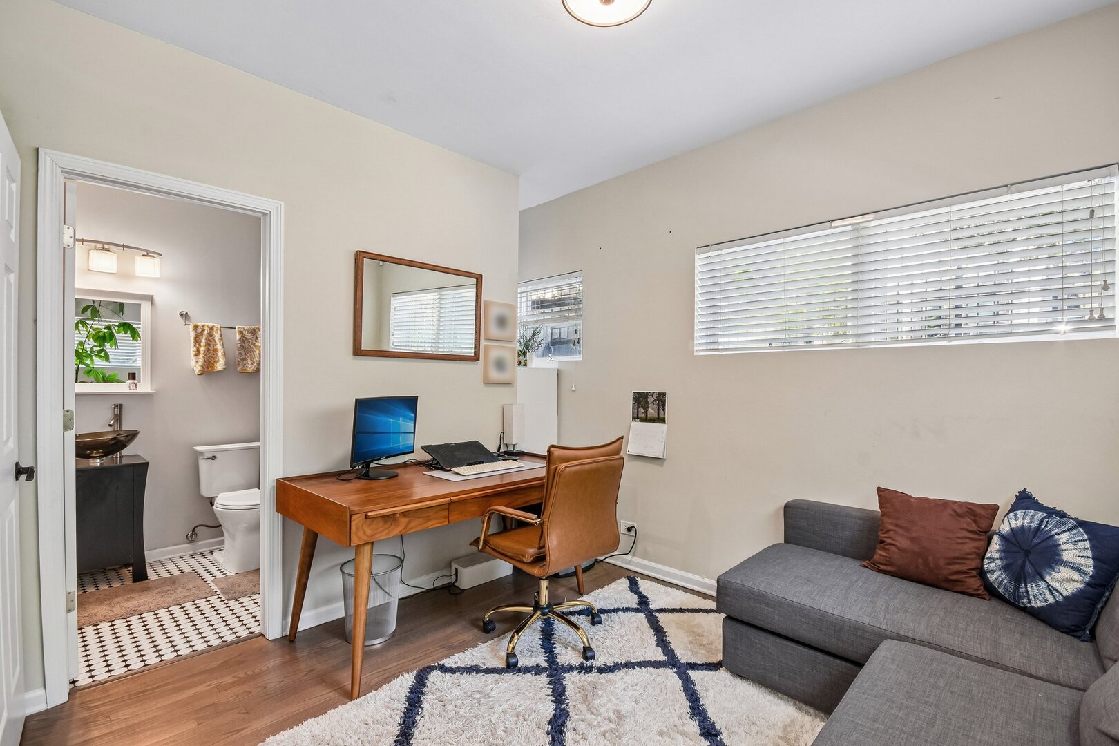 1618 N Burling Street A Property Photo 25