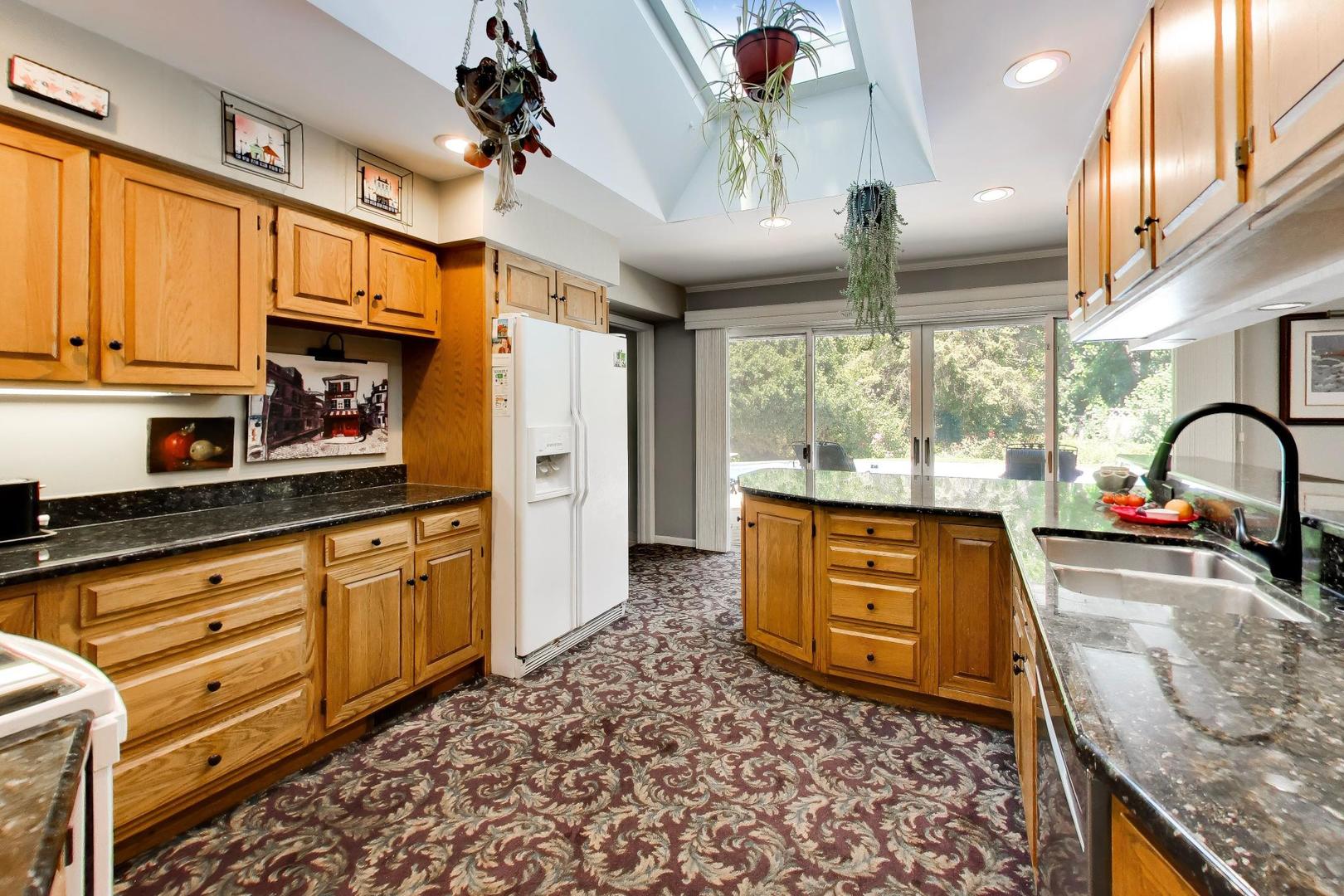 6370 Pontiac Drive Property Photo 14