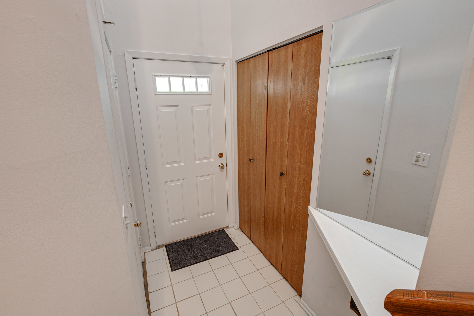 1262 N Wellington Court Property Photo 5