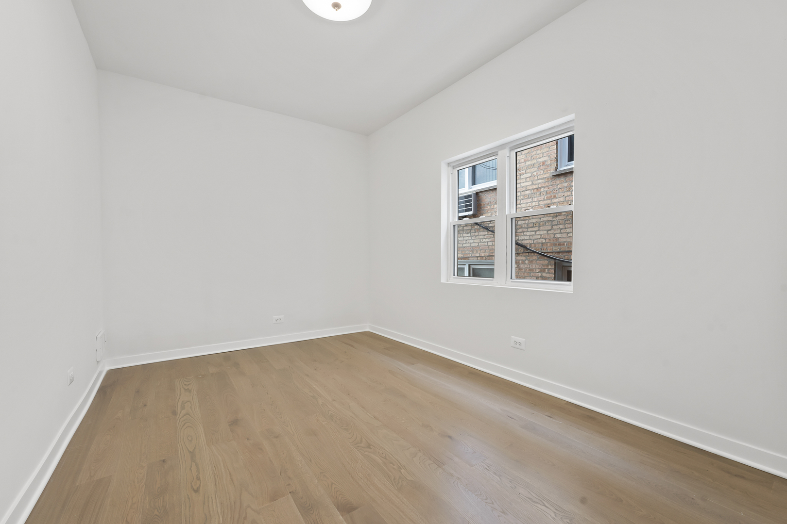 7234 N Hamilton Avenue Property Photo 16