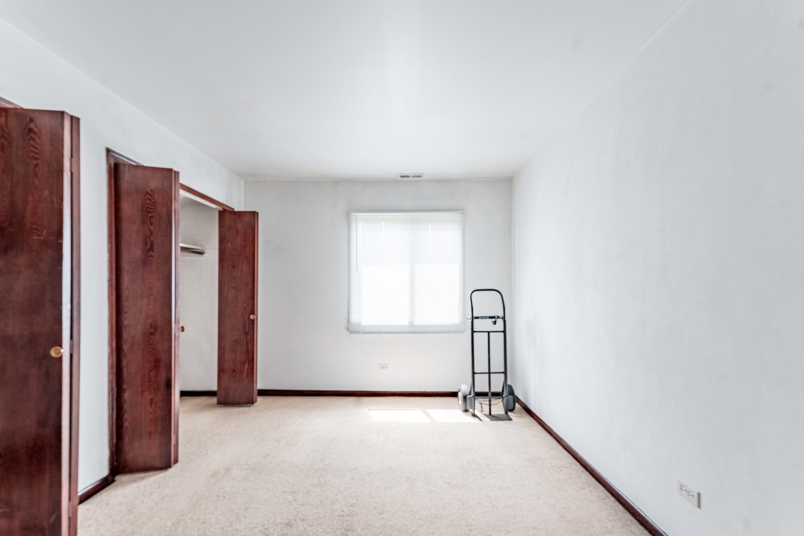 15805 Peggy Lane Property Photo 6