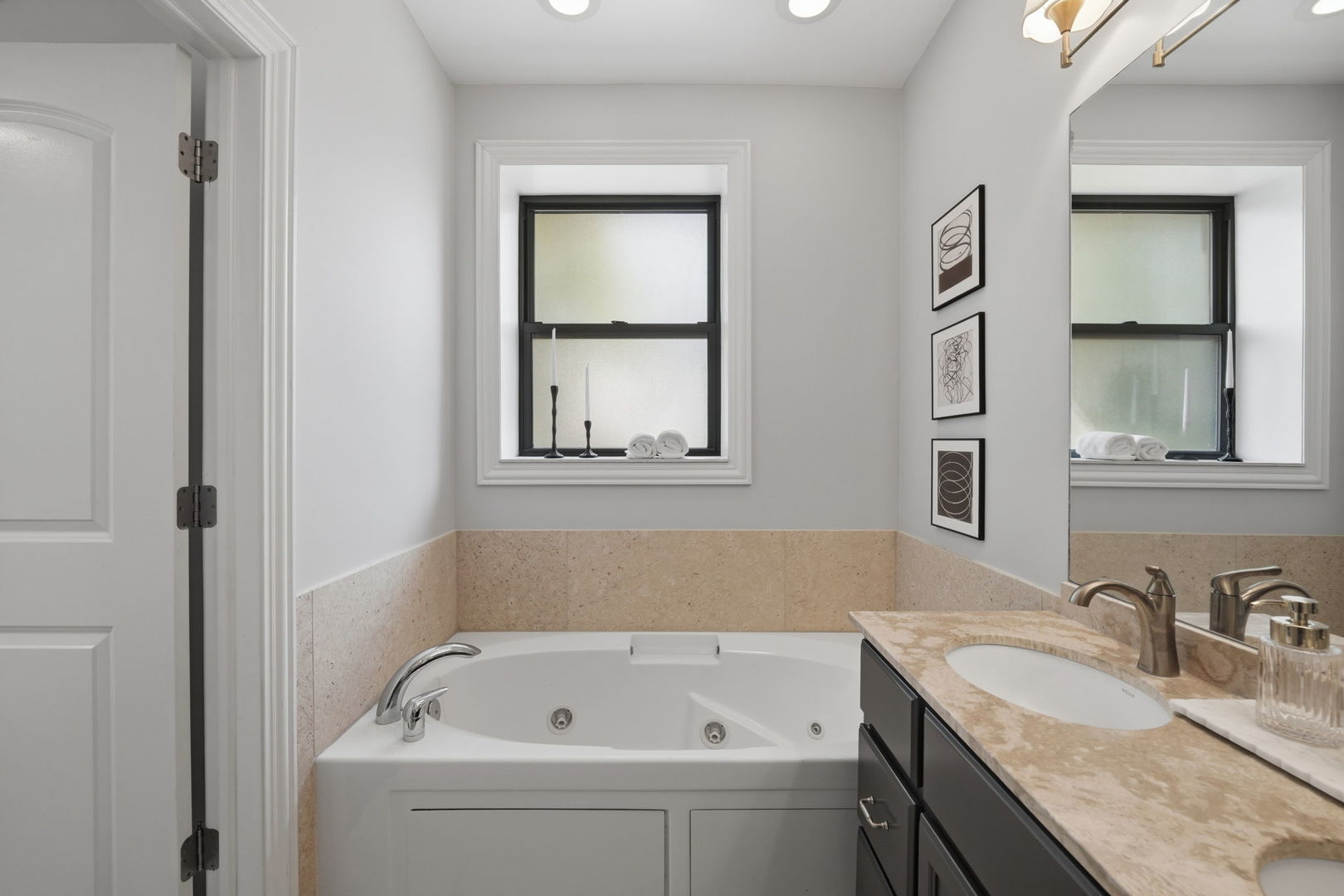2312 W Mclean Avenue 2s Property Photo 15