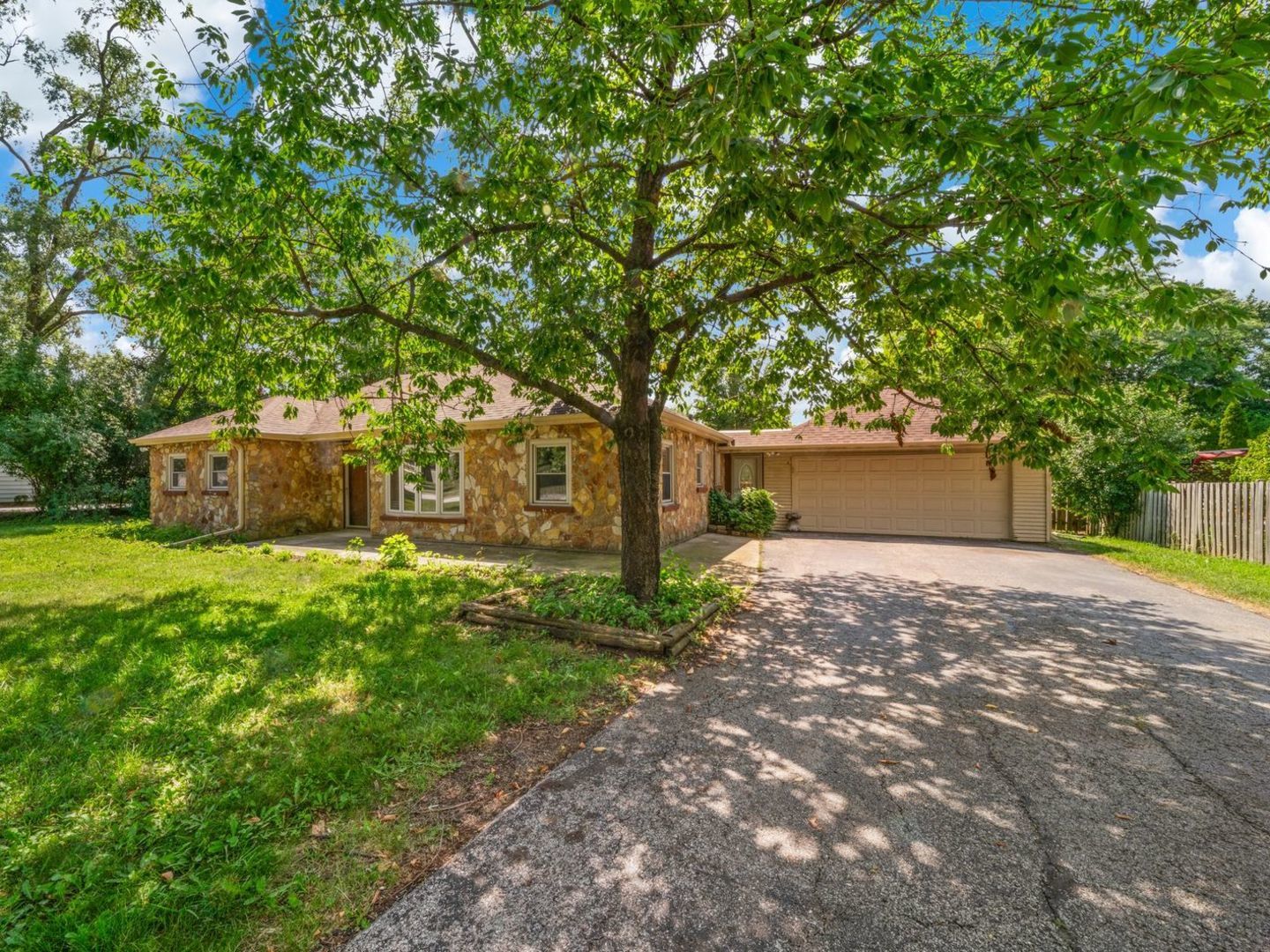 5706 Leitch Avenue Property Photo 1