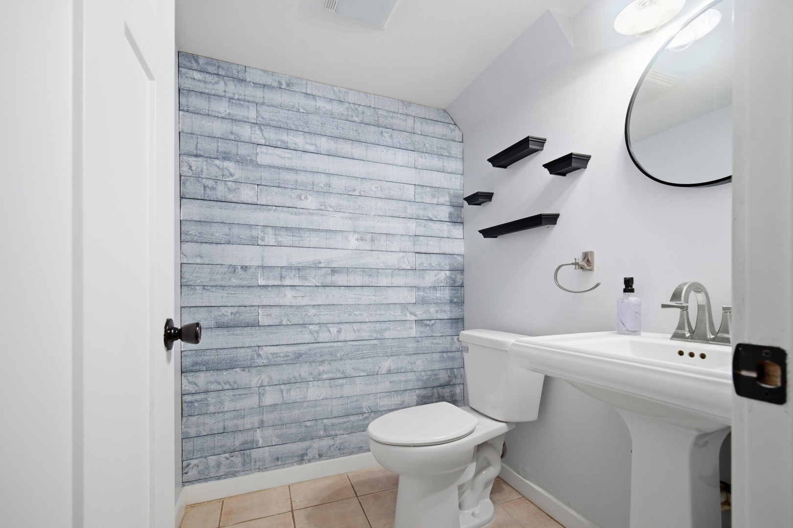 549 Arthur Drive Property Photo 12