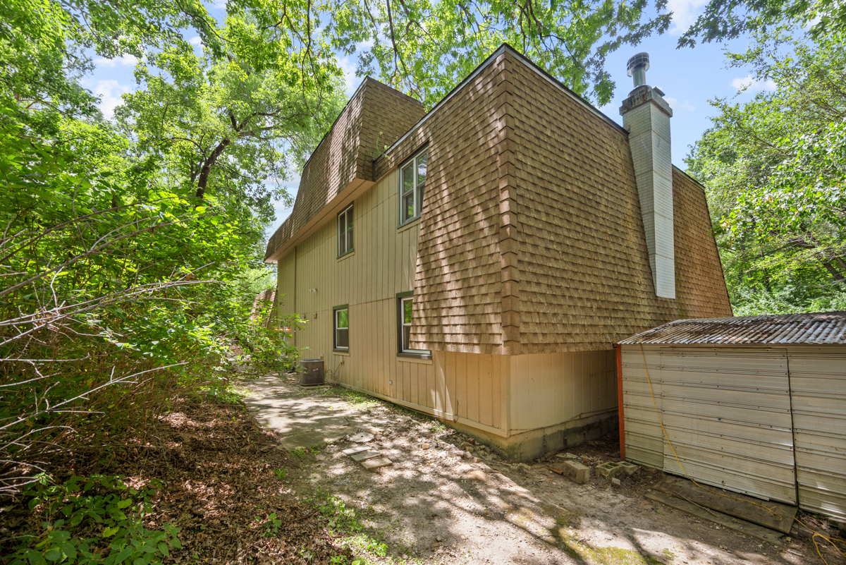 12712 Hensel Road Property Photo 6