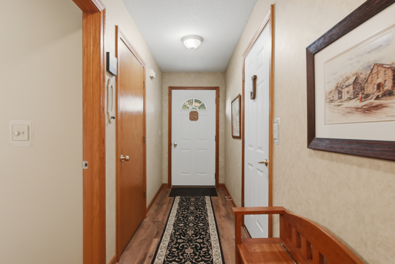 311 N Jackson Street B Property Photo 11