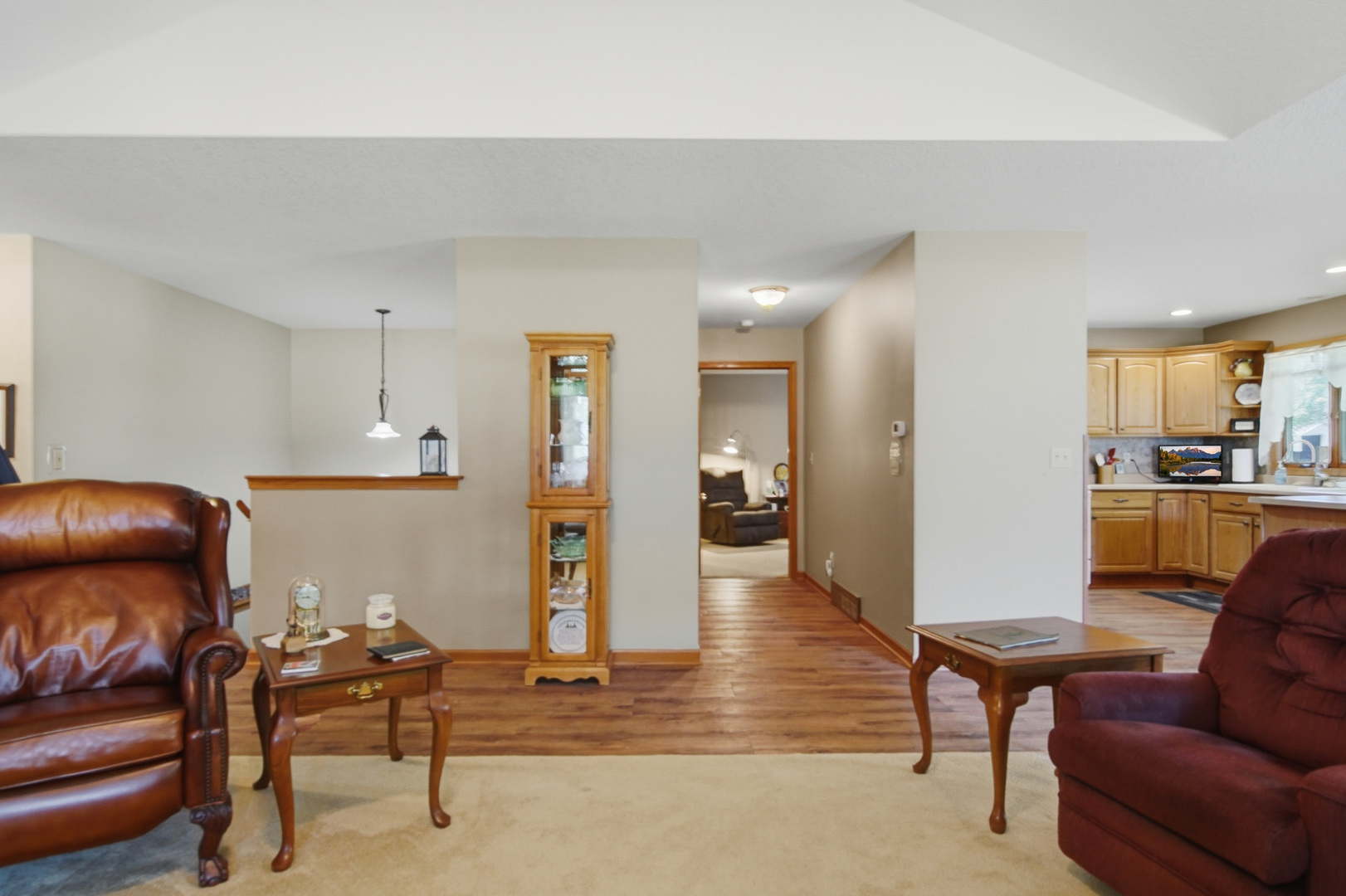 311 N Jackson Street B Property Photo 19