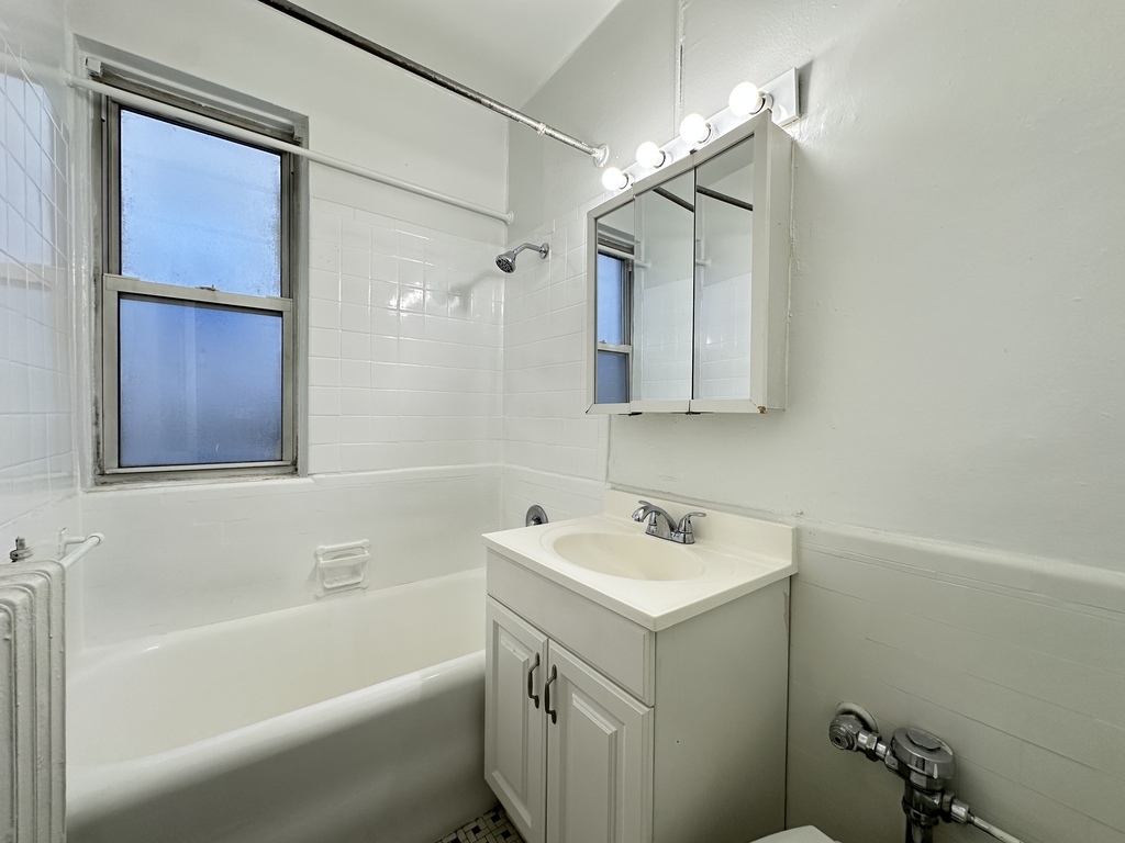 434 W Wellington Avenue 606 Property Photo 17