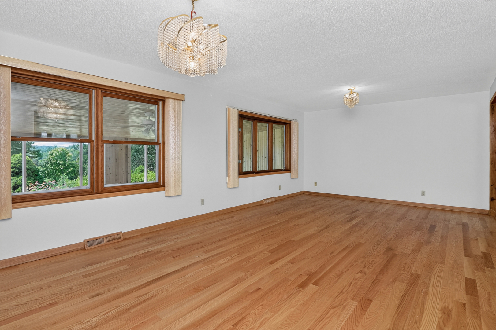 2039 Bernadette Lane Property Photo 12